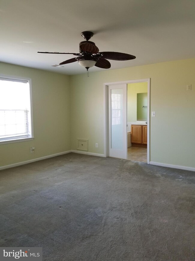 8555 Stevens Rd, Owings, MD 20736 - photo 7