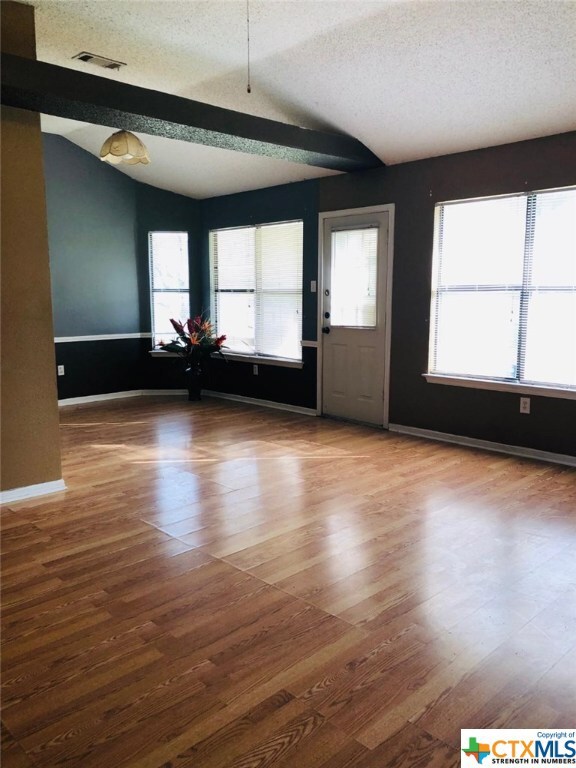 206 Wagontrain Cir, Copperas Cove, TX 76522 - photo 3