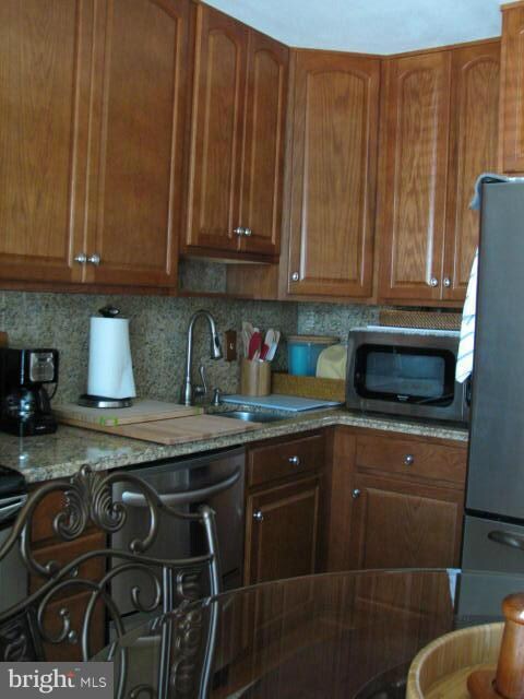16340 Taconic Cir unit 93E, Dumfries, VA 22025 - photo 5