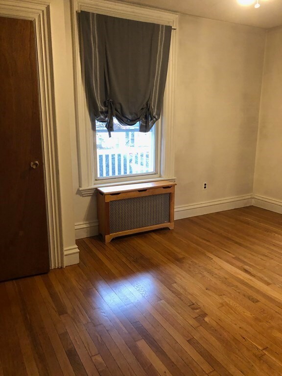 22 Summer Ave unit 1R, Waltham, MA 02452 - photo 6