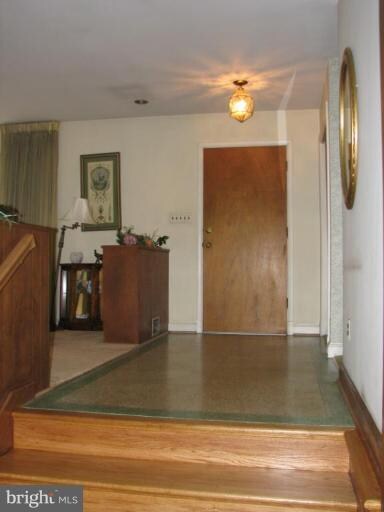 16003 Woodview Terrace, Laurel, MD 20707 - photo 4