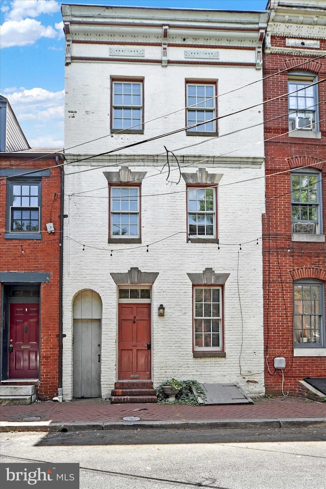 1611 Lancaster St, Baltimore, MD 21231 - photo 3