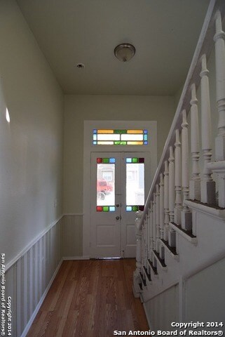 712 Marshall St unit A, San Antonio, TX 78212 - photo 4