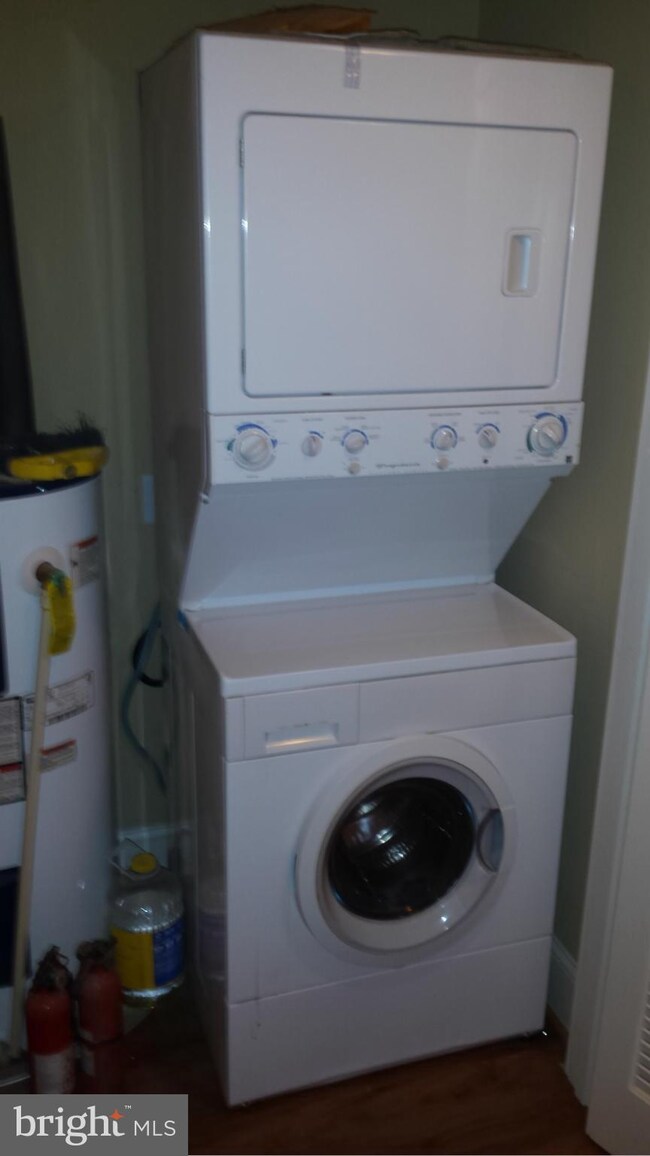 1 N Indian Aly unit 4, Winchester, VA 22601 - photo 5