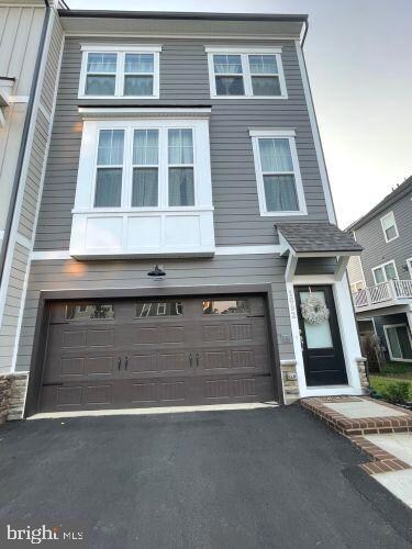 1692 Beech Leaf St, Dumfries, VA 22026 - photo 2