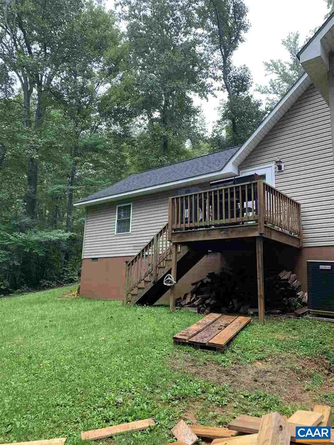 1185 Red Bird Dr, Stanardsville, VA 22973 - photo 2