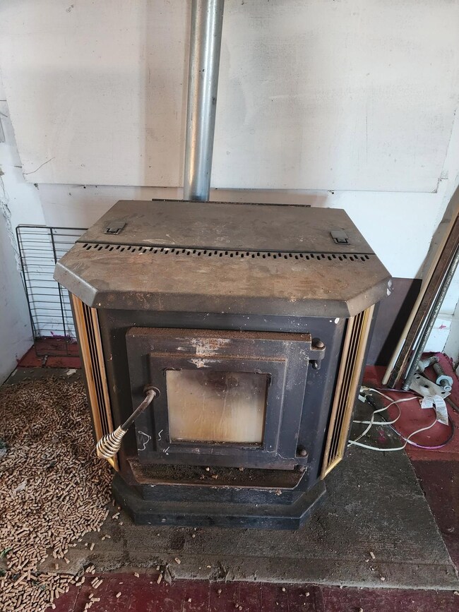 71 Old Francestown Rd, Weare, NH 03281 - photo 6