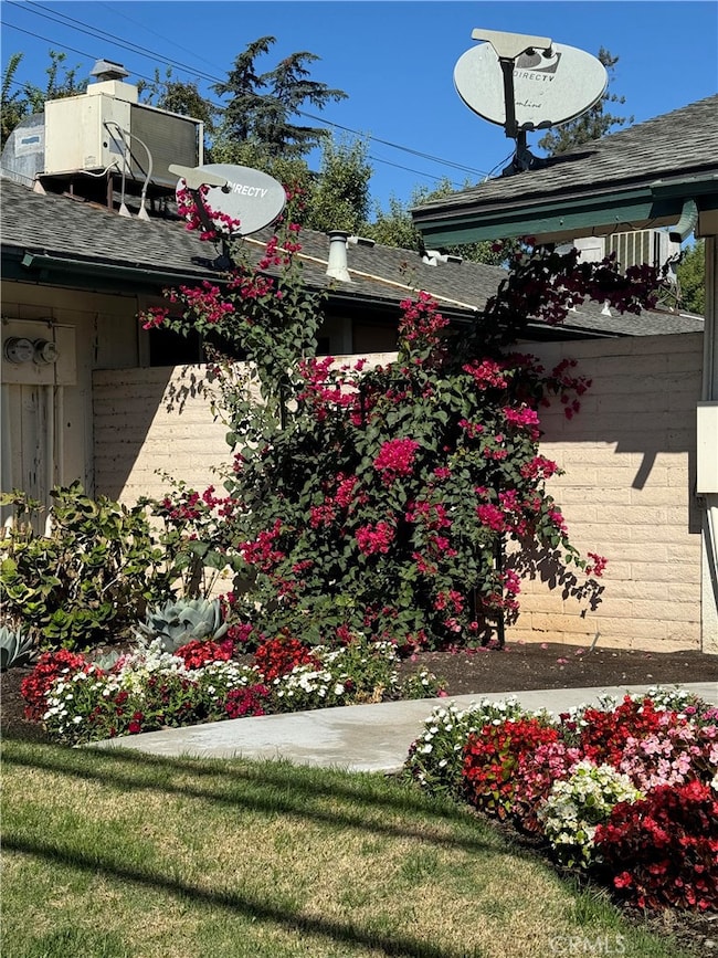 198 W Barstow Ave, Fresno, CA 93704 - photo 2