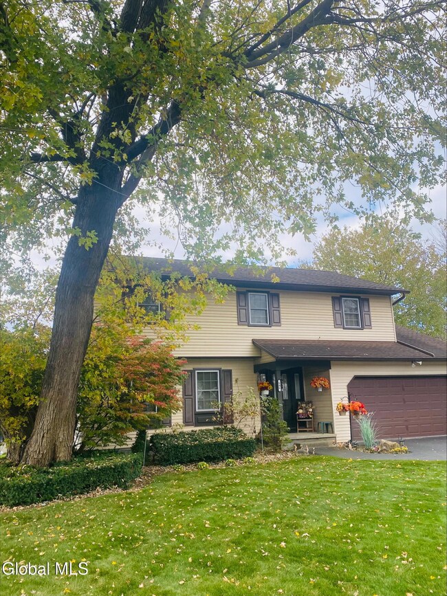 606 Tedesco Ct, Schenectady, NY 12303 - photo 3