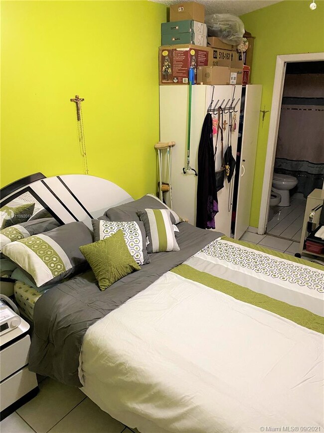 master bdrm 