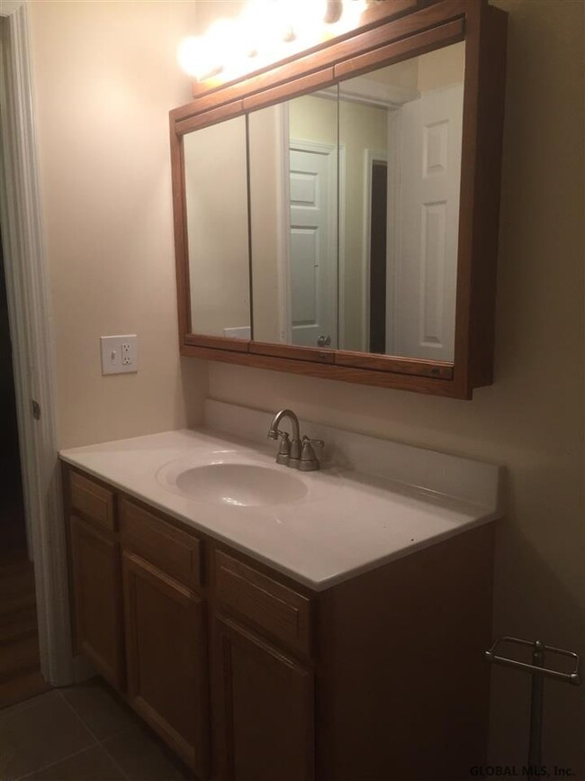 35 Stowe Ave, Troy, NY 12180 - photo 5