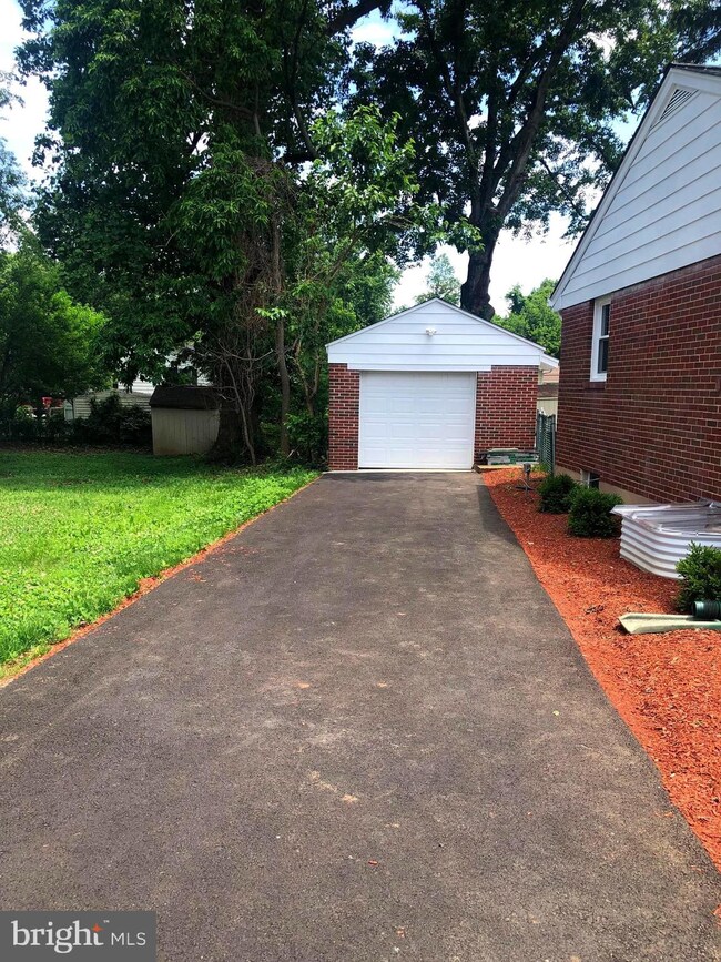 5932 Cecil Ave, Gwynn Oak, MD 21207 - photo 4