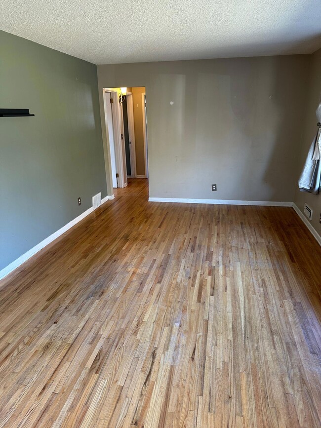 11344 Swallow St NW, Coon Rapids, MN 55433 - photo 4