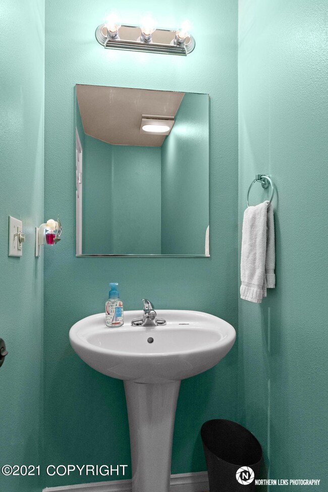 11_HalfBath