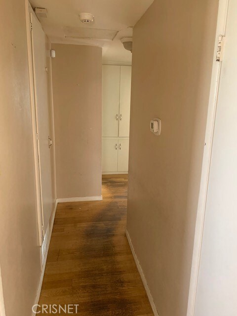 20820 Clark St, Woodland Hills, CA 91367 - photo 6