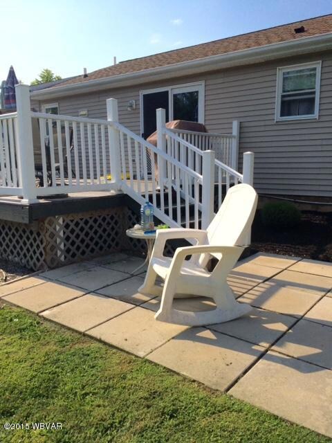 Grose rear patio