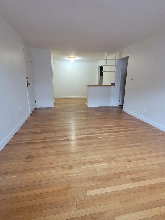 14 Commonwealth Ct unit 6, Brighton, MA 02135 - photo 6