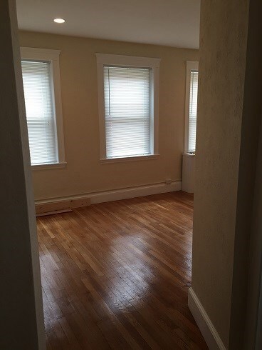 203-205 Winthrop Rd unit 4, Brookline, MA 02445 - photo 4