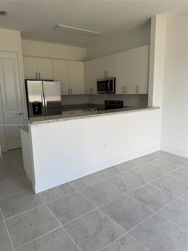 18901 SW 316th Terrace, Homestead, FL 33030 - photo 6