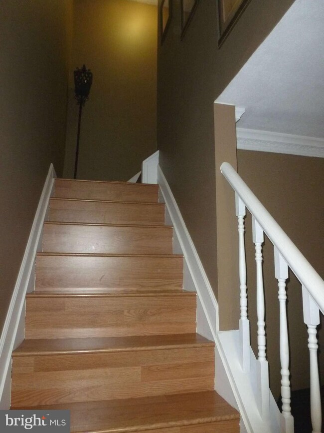 10 E Orndorff Dr, Brunswick, MD 21716 - photo 3