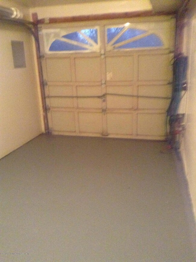 93 Simmons Ln, Staten Island, NY 10314 - photo 2