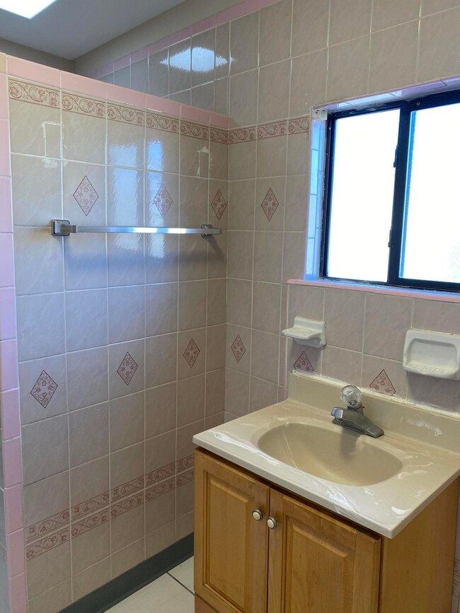 7619 Hacienda Ave, El Paso, TX 79915 - photo 7