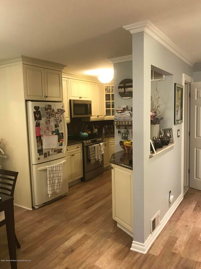 RATHBUN AVE., -5