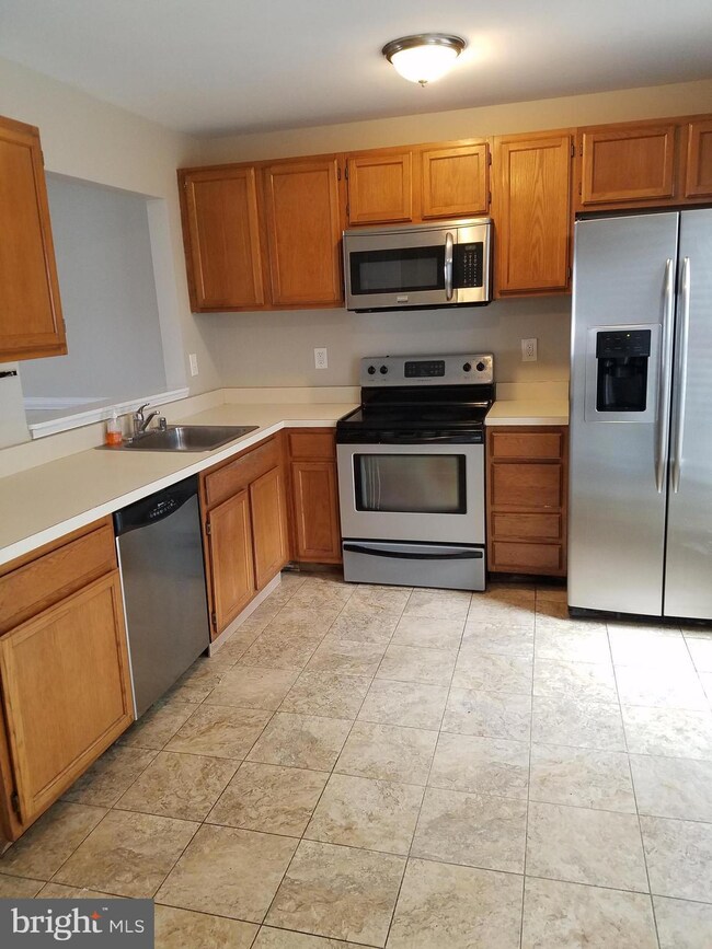 1501 Saint Christopher Ct, Edgewood, MD 21040 - photo 3