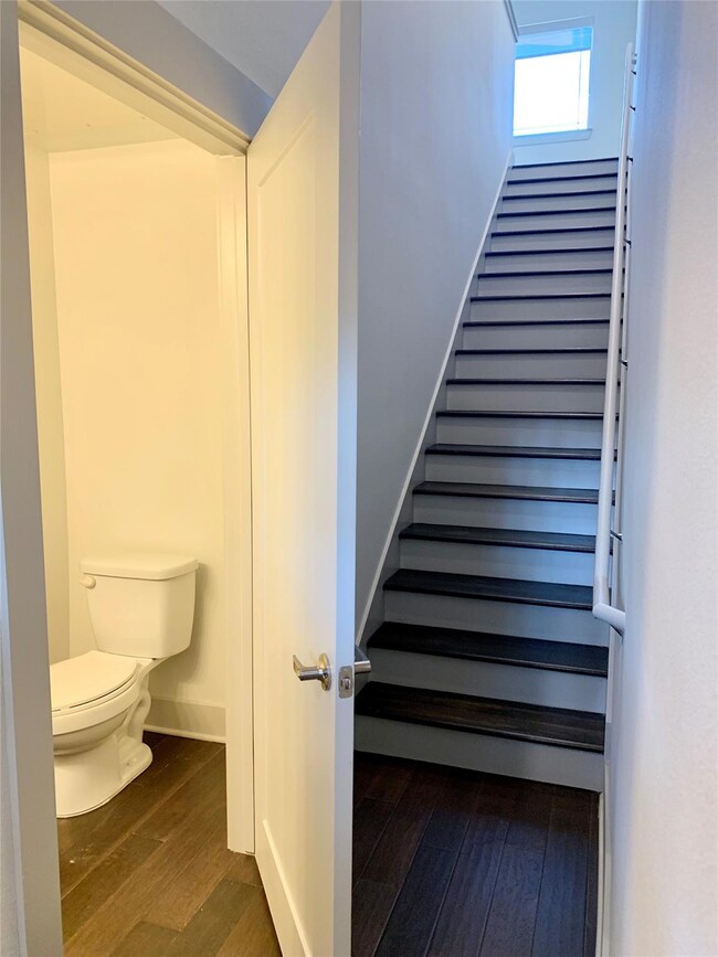 5607 Belmont Ave unit 120, Dallas, TX 75206 - photo 5