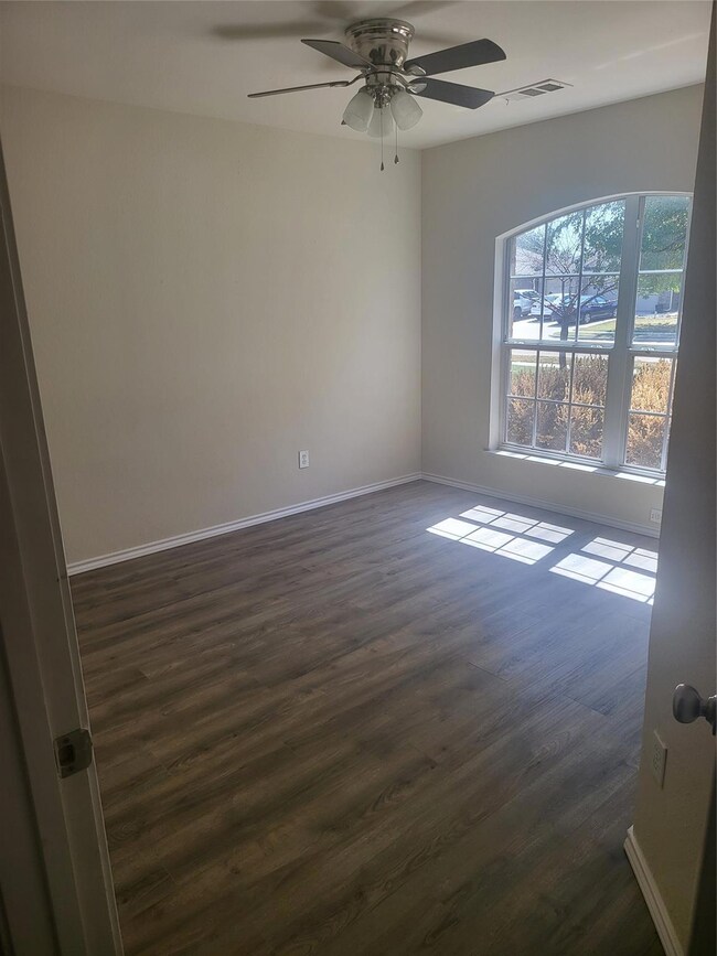 2313 Belmont Park Dr, Denton, TX 76210 - photo 7