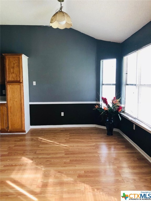 206 Wagontrain Cir, Copperas Cove, TX 76522 - photo 4