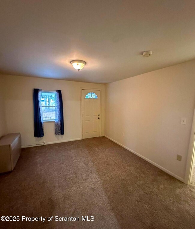 318 15th Ave unit 3, Scranton, PA 18504 - photo 3