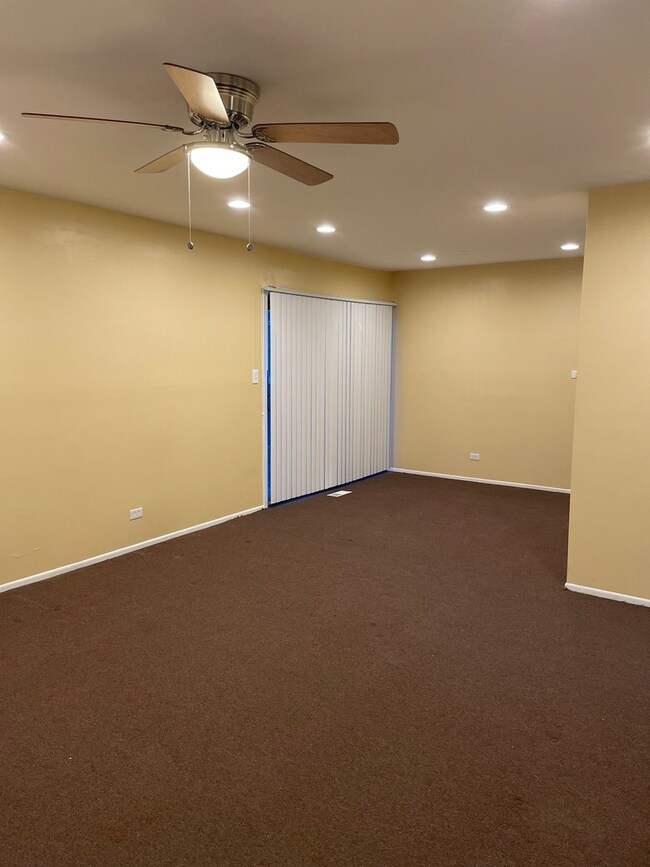 unlisted-address, Country Club Hills, IL 60478 - photo 6