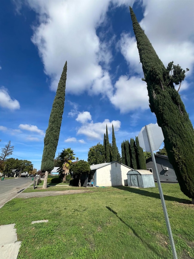 2982 3rd St, Biggs, CA 95917 - photo 4