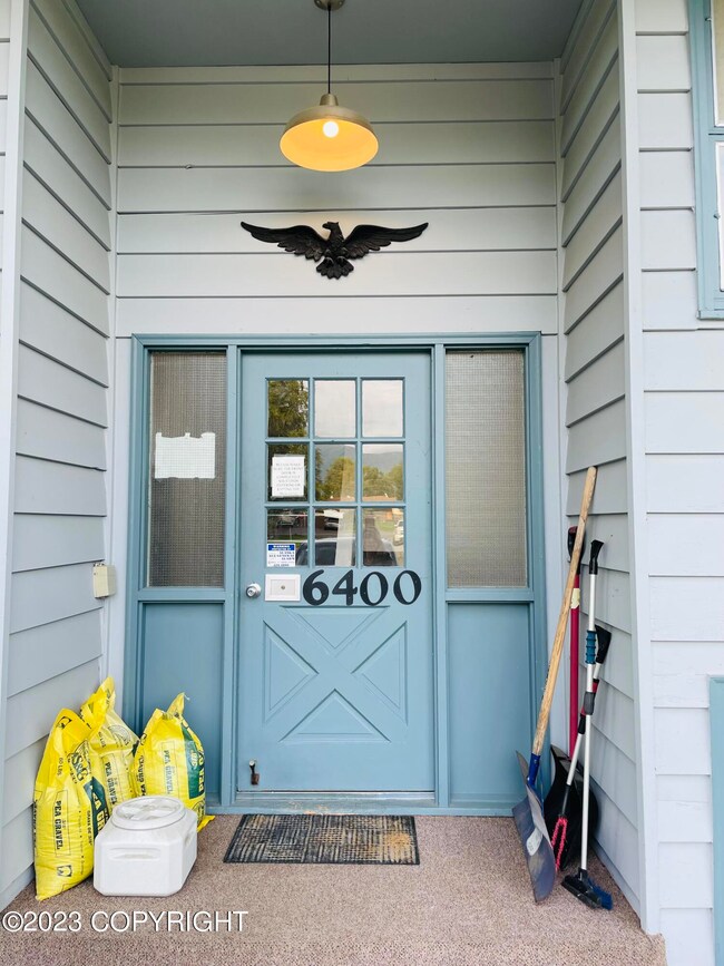 6400 E 15th Ct unit 3, Anchorage, AK 99504 - photo 2