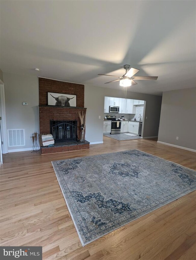 15604 Mountain Track Rd, Orange, VA 22960 - photo 3