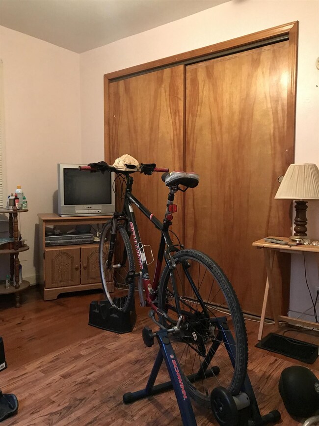 304 S Sycamore St, Odon, IN 47562 - photo 7