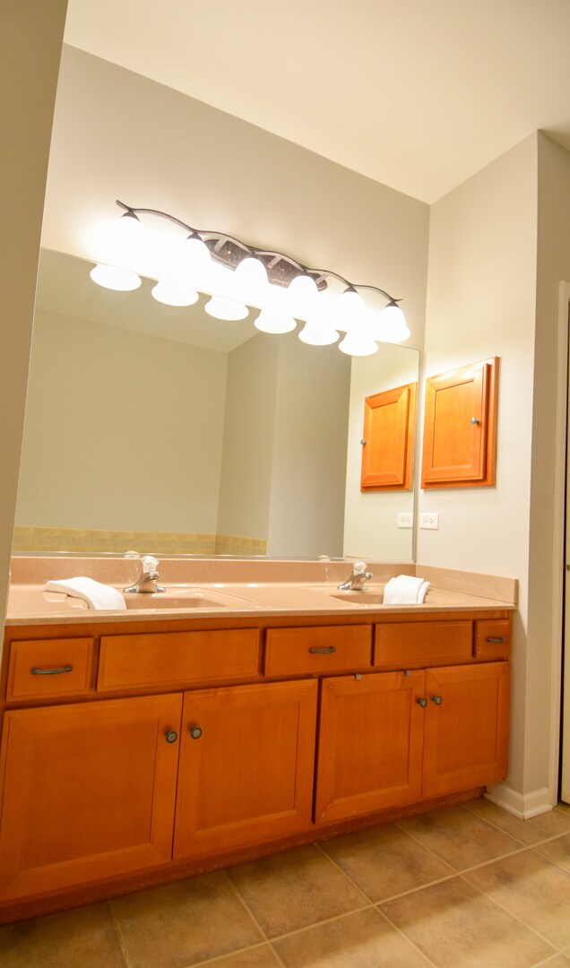 16921 Hazelwood Dr, Plainfield, IL 60586 - photo 6