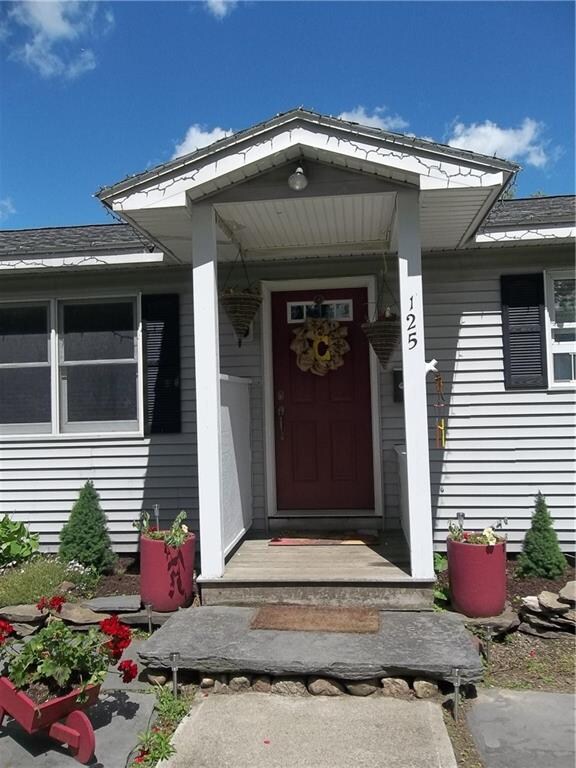Welcoming entrance!