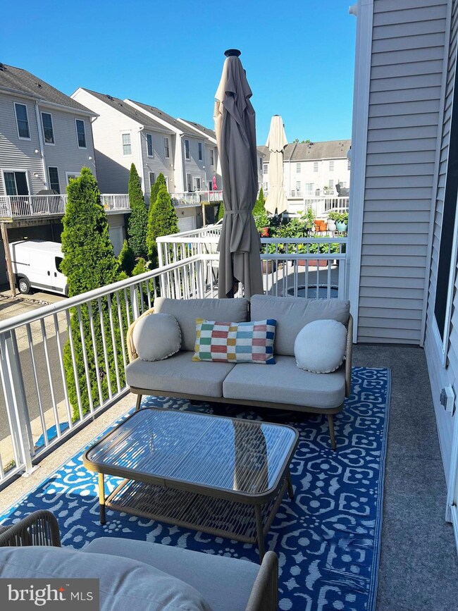 42813 Sykes Terrace, Chantilly, VA 20152 - photo 4