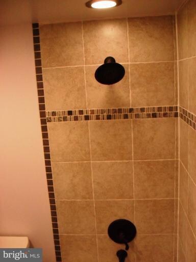 124 S Madeira St, Baltimore, MD 21231 - photo 7