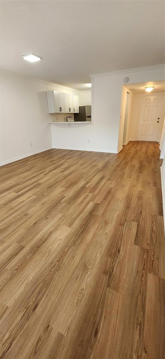 15221 NE 6th Ave unit A205, Miami, FL 33162 - photo 7