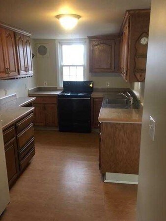 6 Sweetser St, Wakefield, MA 01880 - photo 5