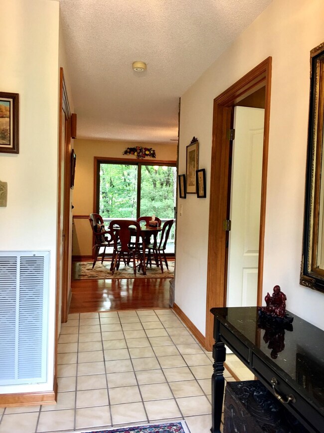 166 Lakeside Dr, Crossville, TN 38558 - photo 2