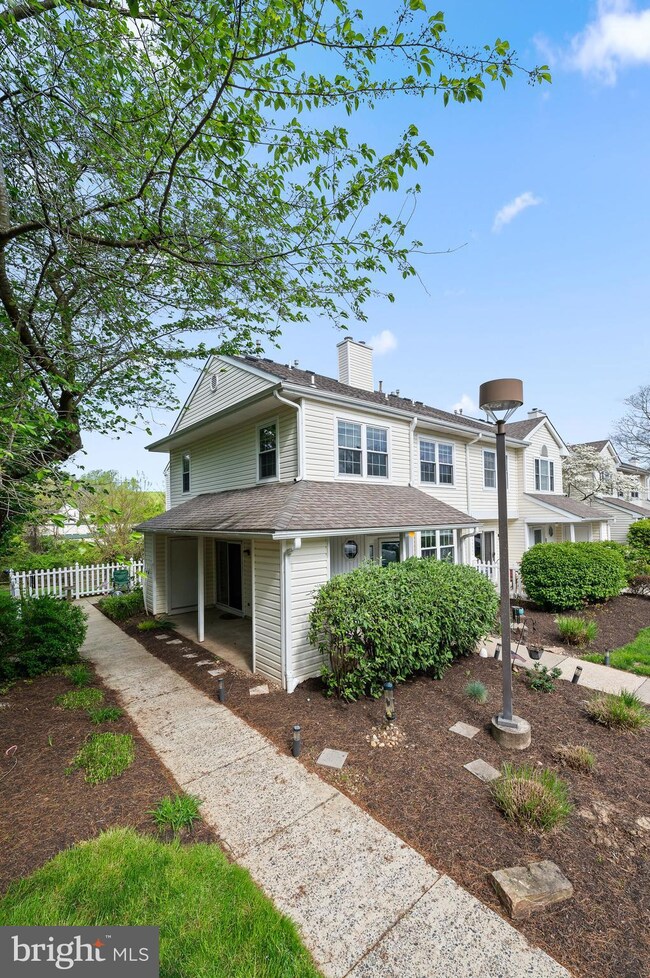 1 Ashley Ct unit 1, Glen Mills, PA 19342 - photo 2