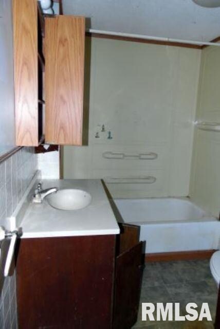 204 N Eisele Dr, Peoria, IL 61604 - photo 5