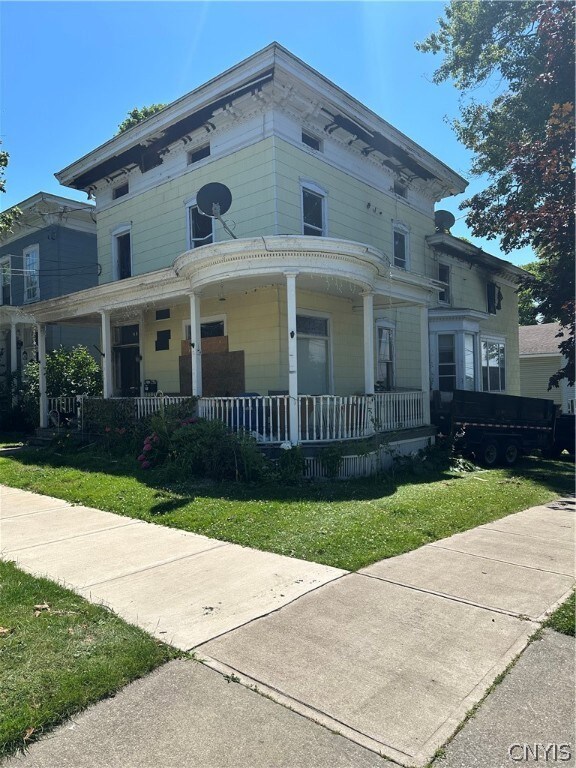 Corner of East 2nd and Mohawk