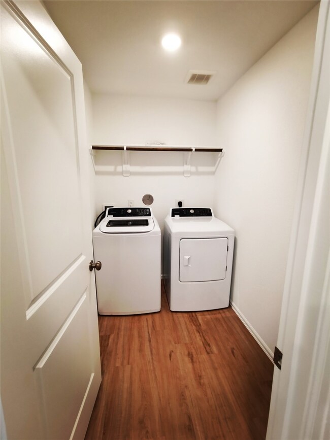 3407 Trail View Dr, Rosenberg, TX 77471 - photo 5