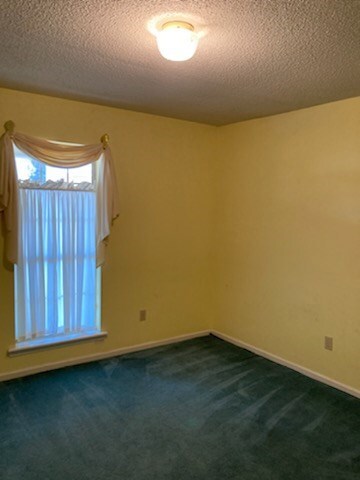 1112 Karen Ln, Douglas, GA 31533 - photo 5