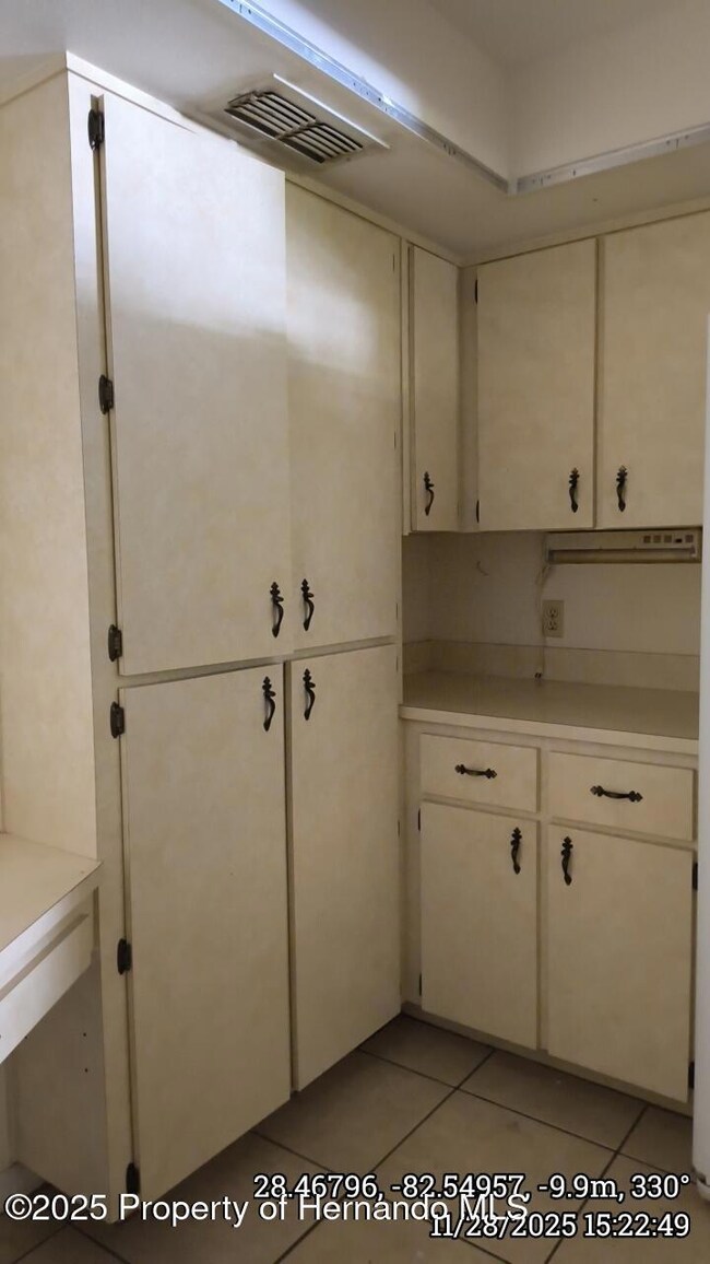 unlisted-address, Spring Hill, FL 34608 - photo 4